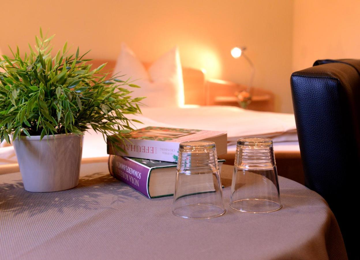 Hotel Moselterrasse Ediger-Eller Εξωτερικό φωτογραφία